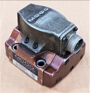 Moog 700A303 Servo Valve
