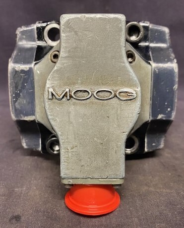 Moog 760A-508A Servo Valve - Image 2