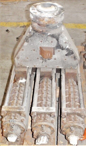 W. Mueller 3x150mm Blow Mold Machine Head