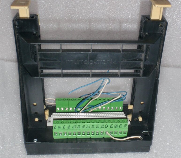 Murrelektronik 636039 Amplifier Slot Card Holder