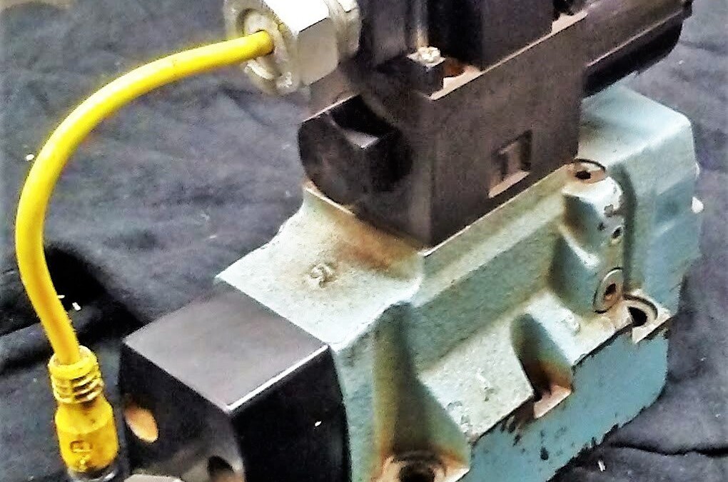 Northman SWH-G02-C4B-D24-10 Hydraulic Solenoid Valve