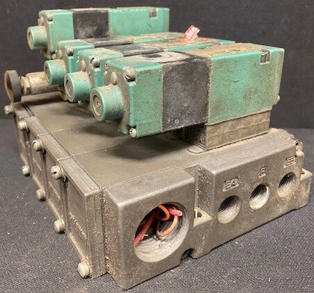 Numatics 081SA400K046T30/081RS400J Pneumatic Solenoid Valve Assembly - Image 2