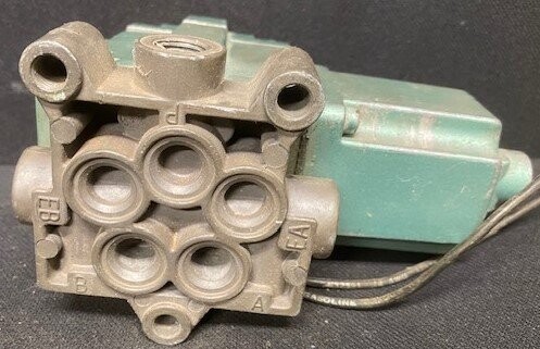 Numatics Repl# 12SAD4000A Pneumatic Solenoid Valve - Image 4