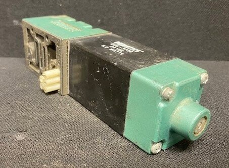 Numatics Repl# 152SA400M000061 2-Position 4-Way Pneumatic Solenoid Valve - Image 3