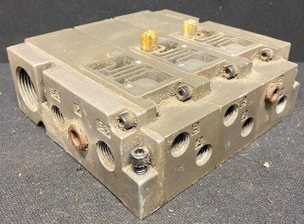 Numatics HH-1 and Unknown Model Valve Manifolds - Image 2