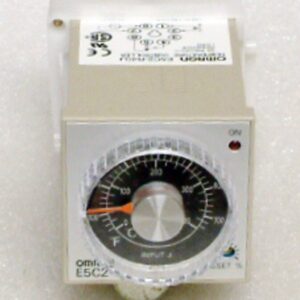 Omron E5C2-R40J AT-580 Temperature Controller