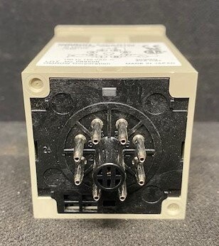 Omron E5C2-R40J AT-580 Temperature Controller - Image 4