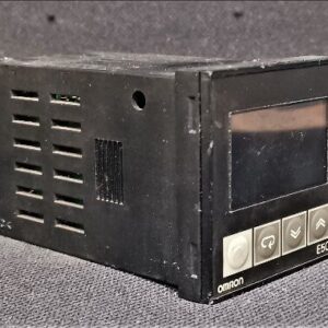 Omron E5CN-R2MTC-500 Temperature Controller