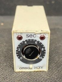 Omron H3Y-2 Timer