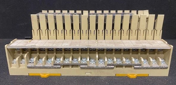 Omron P7TF-OS16 I/O Relay Block