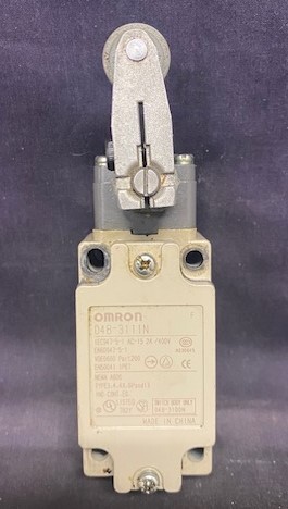 Omron D4B-3111N Limit Switch