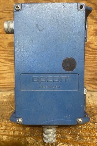 Opcon 8170A-6501 Photoelectric Control Unit