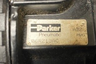 Parker 06R213AC Pneumatic Regulator - Image 4
