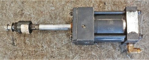 Parker CF2A19C Pneumatic Cylinder