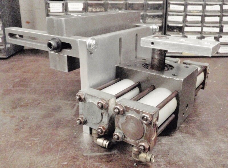 PHD R11A4090Pneumatic Parison Swing knife assembly