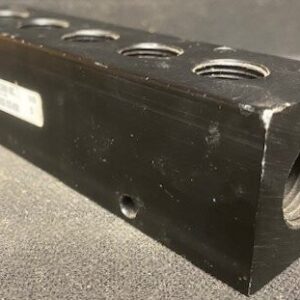Polyconn MCM30-375-05B Anodized Aluminum Pneumatic Manifold