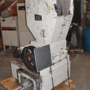 Molding Systems Inc.-Polymer Machinery Corp 1116 SPL Polygrinder Grinder