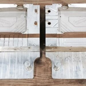 Unknown Brand Unknown Model 3.8 Liter Profit Time Blow Mold