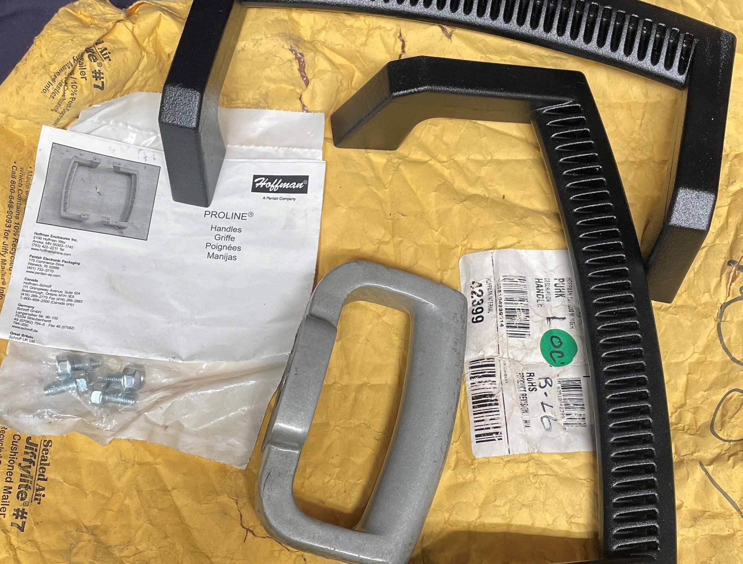 Proline Hoffman Handles