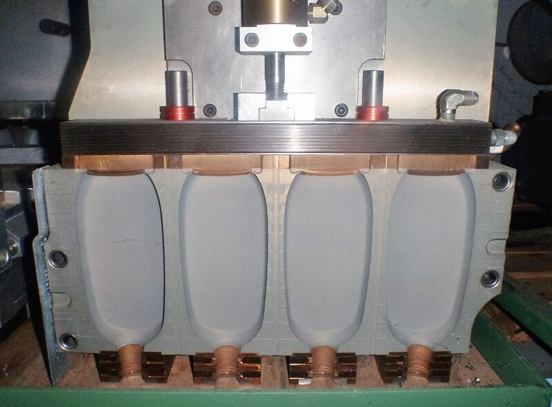 Heise Unknown Model 16 oz Quad Oval Bottle Mold with Tail Puller (Blasted Finish)