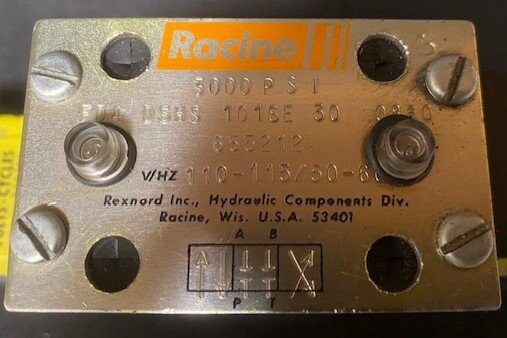 Racine FD4 DSHS 101SE 30 Hydraulic Valve - Image 3