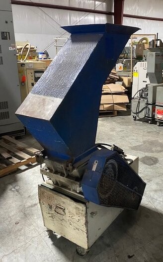 Rapid 912C 5 HP Plastics Granulator