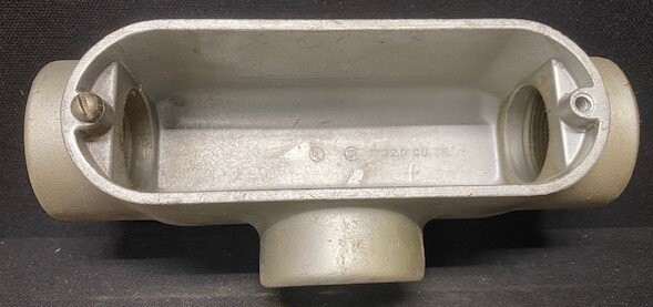 Red Dot AT-5 1 1/2" T-Style Conduit - Image 4