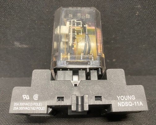 Relay Service 999KUE Relay on Base