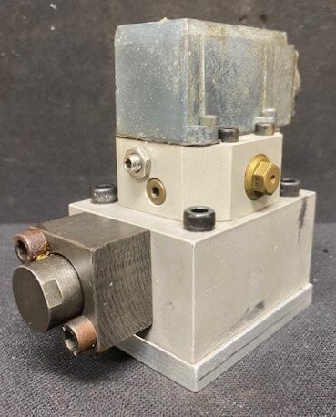 Rexroth 4-WS-2-EB-10-40/2QB2ET210K8A/M Hyrdo Norma Servo Valve - Image 3