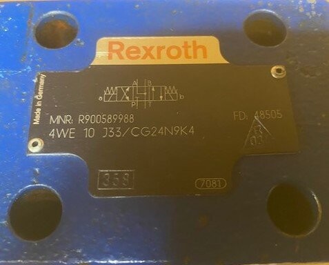 Rexroth 4WE-10-J33/CG24N9K4 Directional Control Hydraulic Valve - Image 2