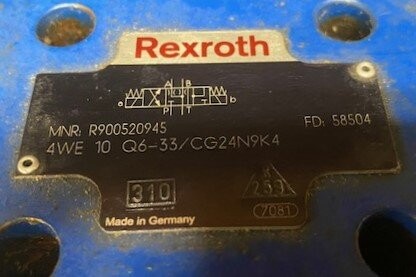 Rexroth 4WE 10 Q6-33/CG24N9K4 Hydraulic Directional Control Valve - Image 2