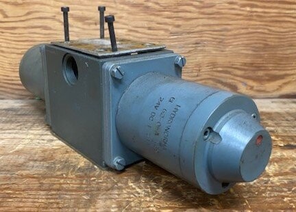 Rexroth 4WE10D4.1/G24N Hydraulic Valve