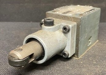 Rexroth 4WMR6D50/V Directional Valve