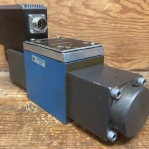 Rexroth 4WRSE-10-R80-32/G24K0/A1V Hydraulic Proportional Directional Valve