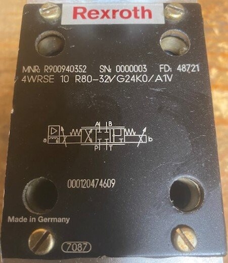 Rexroth 4WRSE-10-R80-32/G24K0/A1V Hydraulic Proportional Directional Valve - Image 2