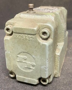 Rexroth 4WRZ 10 W85-30/6A24K4/M Hydraulic Valve - Image 2