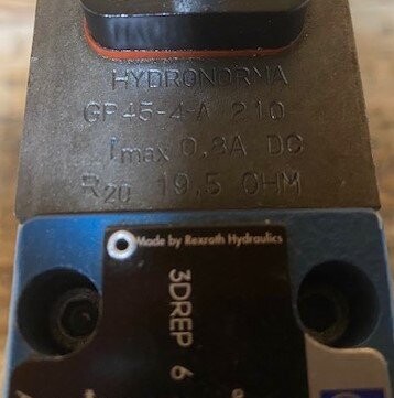 Rexroth 4WRZ 16 E2 100-60/6AG24ETZ4/M Hydraulic Valve - Image 4