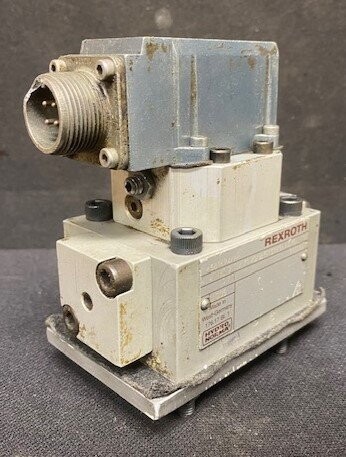Rexroth 4WS2EM 10-40/5B3ET315K8A/M-10 Hydro Norma Servo Valve