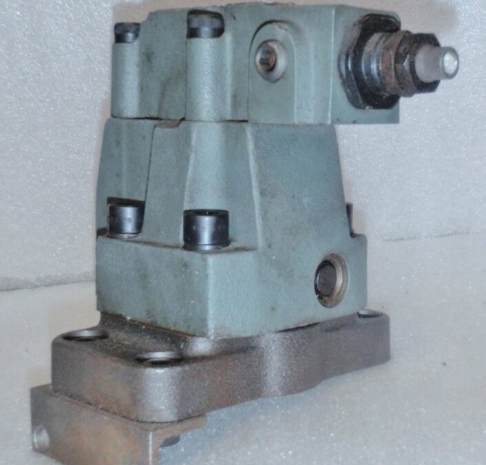 Rexroth DR 10-5-30-315Y Hydraulic Valve