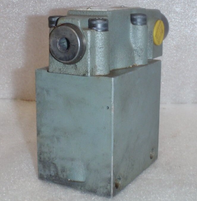 Rexroth DR 15 G2-31-315YM Hydrualic Valve - Image 3