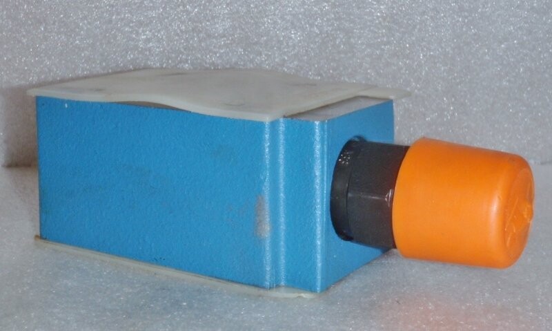 Rexroth ZDR10VP5-31/200YM Hydraulic Valve - Image 2