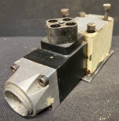 Rexroth-Hydronorma 4 WE 6 D52/AG24NZ4 Hydraulic Valve