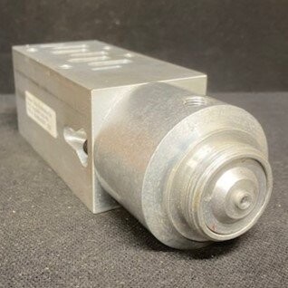 Rexroth P-029905-00001 Pneumatic Valve - Image 2