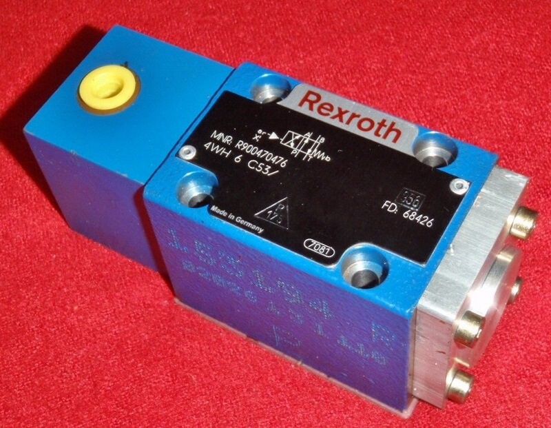 Rexroth R900470476 Directional Control Valve