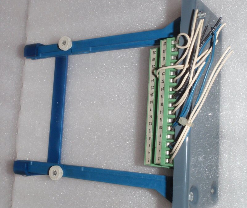 Rexroth VT3002 32-pin Card Holder - Image 2