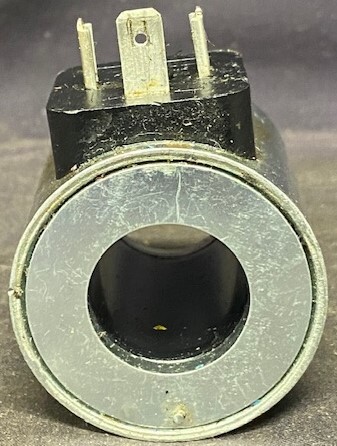 Rexroth R900021389 Solenoid - Image 3