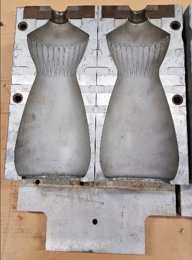 Rika Unknown Model 32 oz Joy Bottle Blow Mold - Image 2