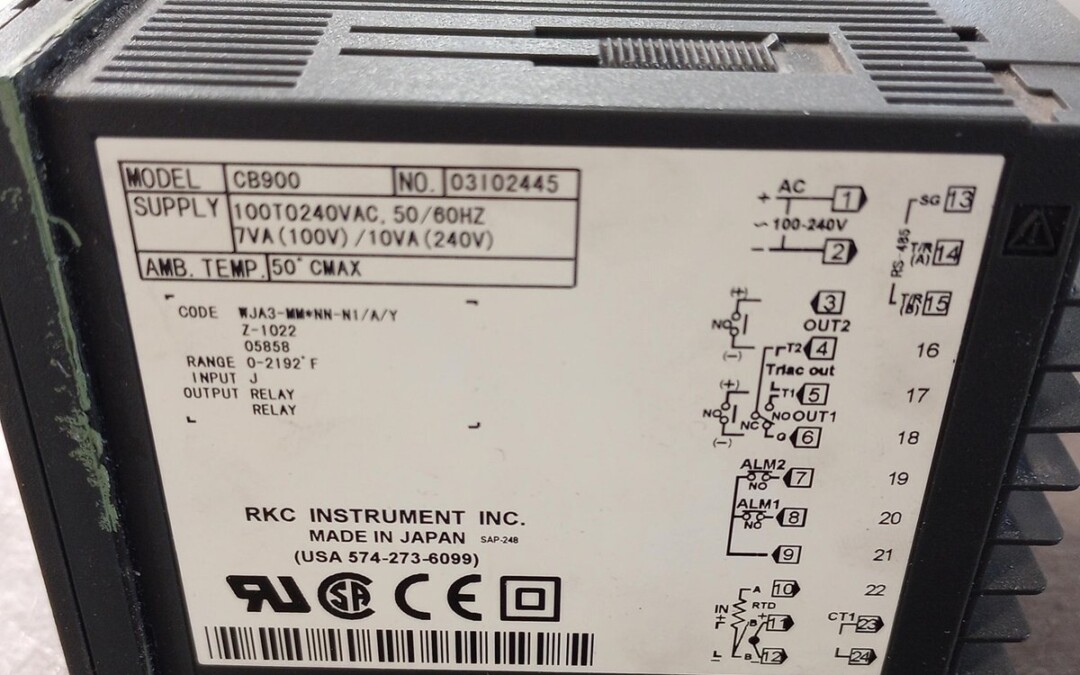 RKC CB900 Digital Temperature Controller - Image 2