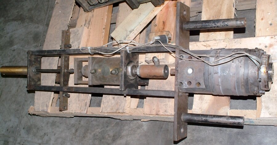 Rocheleau Unknown Model Single PE Blow Mold Machine Head