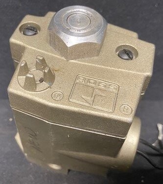 Ross Unknown Model 14 VA Valve Coil - Image 3